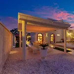 Villa Mida